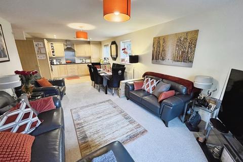 2 bedroom apartment for sale, The Coppice, Worsley, Manchester