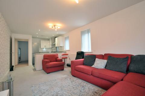 2 bedroom apartment to rent, Chadwick Road, Langley