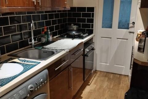 3 bedroom terraced house for sale, Wargrave Road, HA2