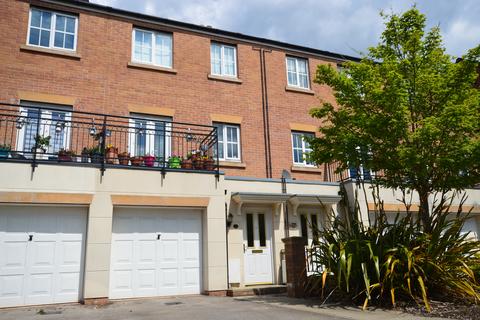 3 bedroom townhouse to rent, Phoenix Way, Heath, Cardiff