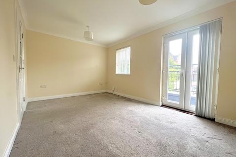 3 bedroom townhouse to rent, Phoenix Way, Heath, Cardiff