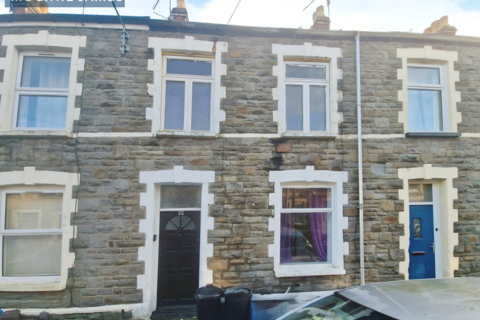 3 bedroom terraced house to rent, Emerald Street, Adamsdown