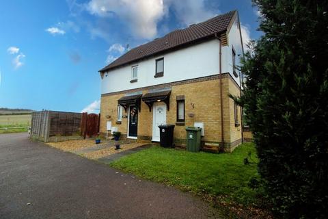 2 bedroom cluster house for sale, The Belfry, Luton