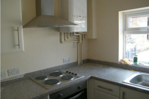 2 bedroom terraced house to rent, Mold Road, Buckley, Flintshire, CH7