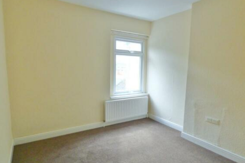 2 bedroom terraced house to rent, Oldfield Street, Fenton, ST4