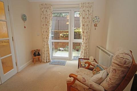 2 bedroom retirement property for sale, Salisbury Street, Fordingbridge SP6