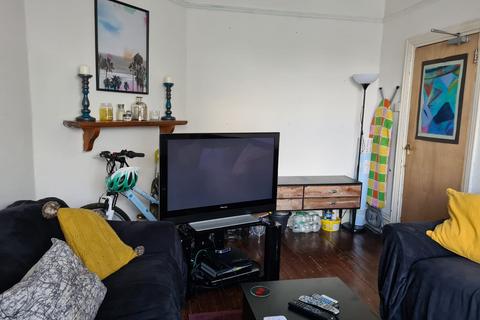 1 bedroom in a house share to rent, Meanwood Road, Meanwood