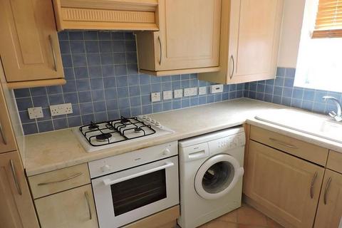 2 bedroom terraced house to rent, Wheelers Park, High Wycombe