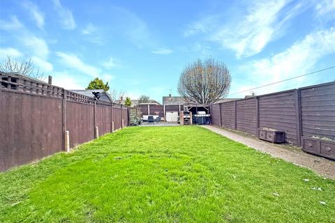 3 bedroom terraced house for sale, Trinity Road, Newark