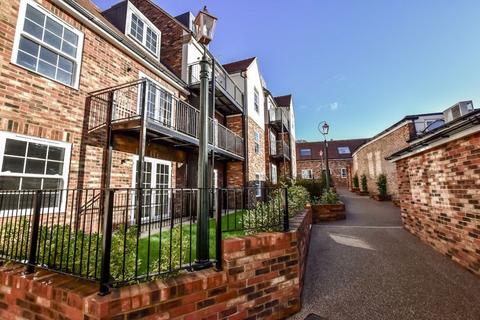 2 bedroom apartment to rent, Cambridge Yard, Chesham