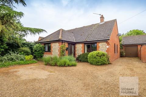 3 bedroom bungalow for sale, Chequers Street, Norwich NR12