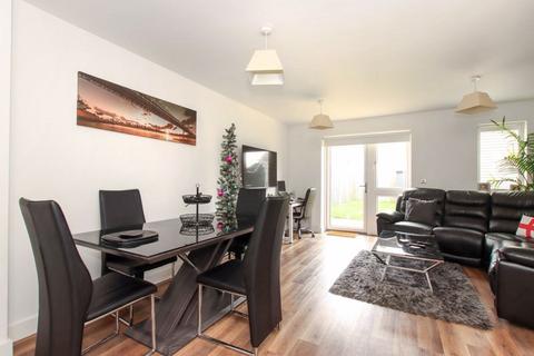 8 School End Crescent, Hemel Hempstead, HP1 2DZ