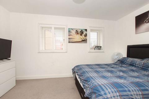 8 School End Crescent, Hemel Hempstead, HP1 2DZ