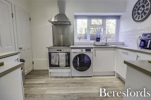 2 bedroom apartment for sale, Knights Way, Brentwood, CM13