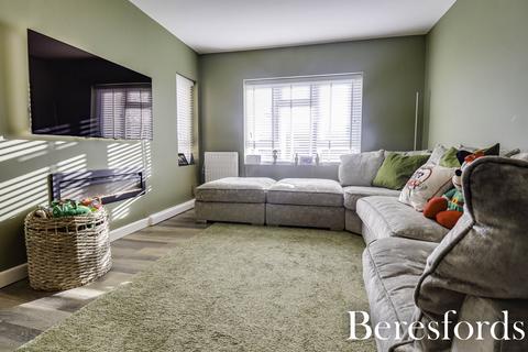 104 Knights Way, Brentwood, CM13 2ER