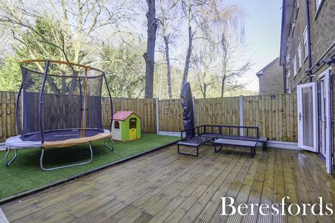 104 Knights Way, Brentwood, CM13 2ER