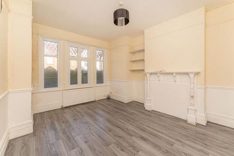 3 bedroom terraced house for sale, Tottenhall Road, London, N13