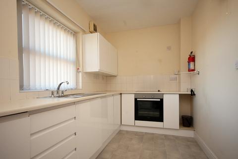 2 bedroom apartment for sale, Turkey Shore, Caernarfon, Gwynedd, LL55