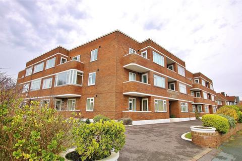 2 bedroom flat for sale, Winchelsea Gardens, Worthing, West Sussex, BN11