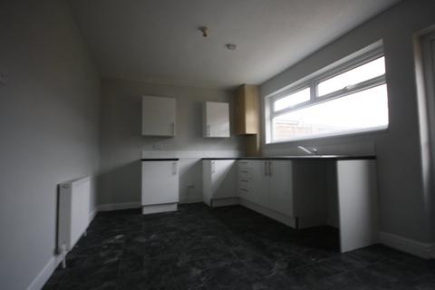 3 bedroom terraced house to rent, Boothferry Road, Hessle, East Yorkshire, HU13