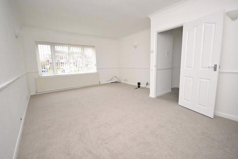 2 bedroom flat for sale, Abbots Way, Princes Risborough HP27