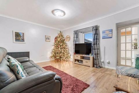 1 bedroom ground floor flat for sale, 60 Townfoot, Dreghorn, KA11 4EZ