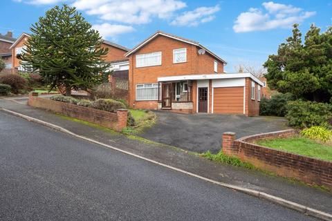 3 bedroom detached house for sale, The Knoll, Kingswinford