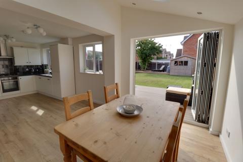 75 Saxon Road, Penkridge, Stafford, ST19 5EP