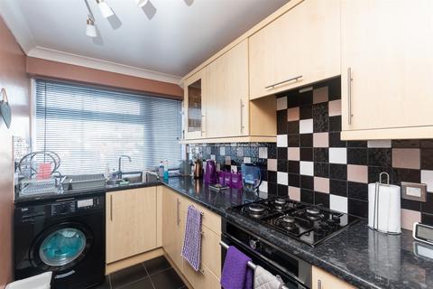 2 bedroom terraced house for sale, Chelmsford Road, Rochester, Kent