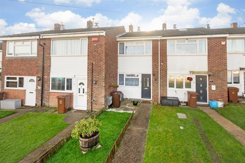 2 bedroom terraced house for sale, Chelmsford Road, Rochester, Kent