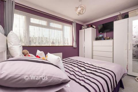11 Chelmsford Road, Rochester, ME2 2RY