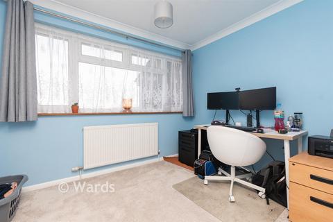 11 Chelmsford Road, Rochester, ME2 2RY