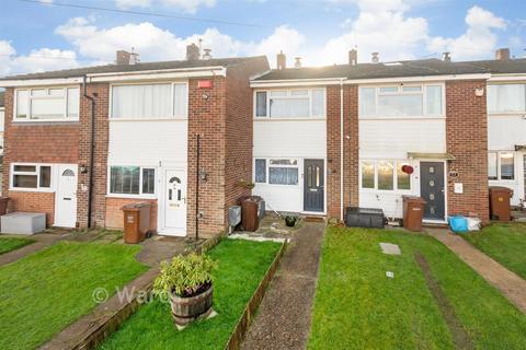 11 Chelmsford Road, Rochester, ME2 2RY