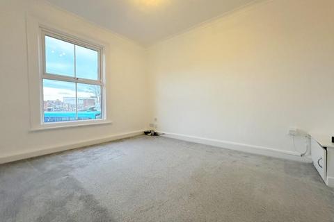 1 bedroom maisonette to rent, St Thomas' Road, Stopsley, Luton, LU2 7UX