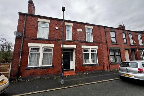 5 bedroom end of terrace house to rent, Mabfield Road, Fallowfield, Manchester, M14 6LW