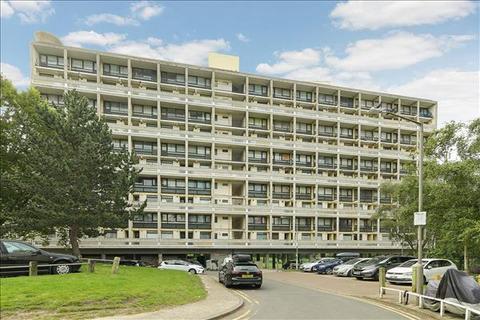 2 bedroom apartment to rent, Winchfield House, London, SW15