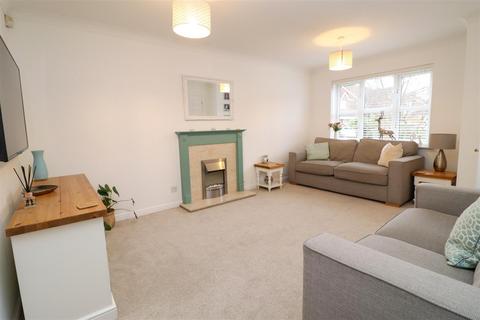 4 bedroom detached house for sale, Lodsworth, Farnborough GU14