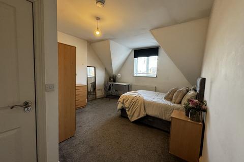 2 bedroom flat to rent, Birmingham B17