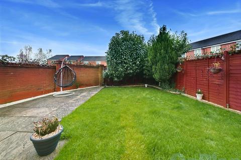 3 bedroom semi-detached house for sale, Northampton NN4