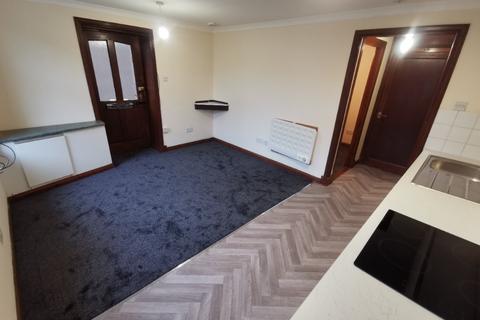 1 bedroom flat to rent, High Street, Methil, Leven, KY8