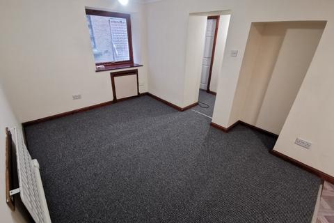 1 bedroom flat to rent, High Street, Methil, Leven, KY8