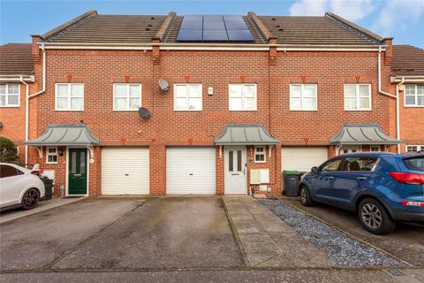 4 bedroom terraced house for sale, Haynes Road, Bedford, Bedfordshire, MK42