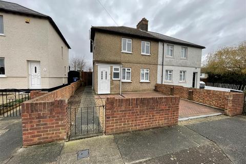 3 bedroom semi-detached house for sale, Thurloe Walk, North Grays