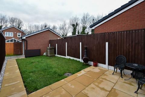 21 Black Croft, Clayton Le Woods, Chorley, PR6 7US