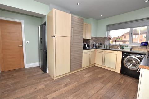 3 bedroom semi-detached house for sale, Kelmscott Avenue, Leeds, West Yorkshire