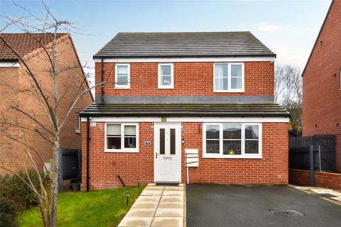 3 bedroom detached house for sale, Piccolo Row, Churwell, Morley, Leeds