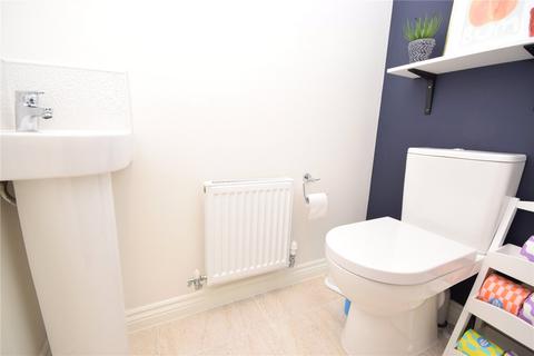 3 bedroom semi-detached house to rent, Moseley Beck Crescent, Leeds, West Yorkshire