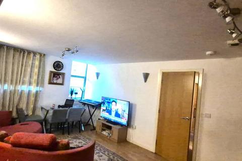 2 bedroom flat to rent, Bradford BD1