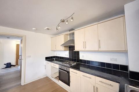 2 bedroom flat to rent, Bradford BD1