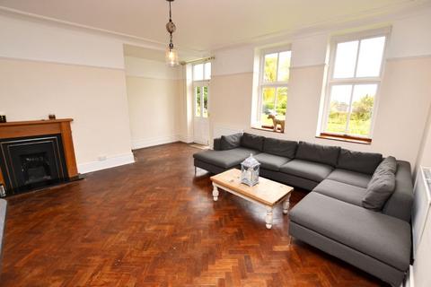 3 bedroom apartment to rent, 35 Abbey Road, Malvern WR14